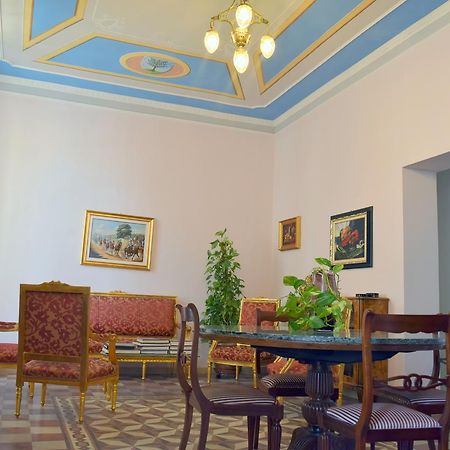 Eleonora Room & Breakfast โอริสตาโน ภายนอก รูปภาพ