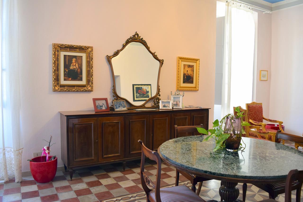 Eleonora Room & Breakfast โอริสตาโน ภายนอก รูปภาพ